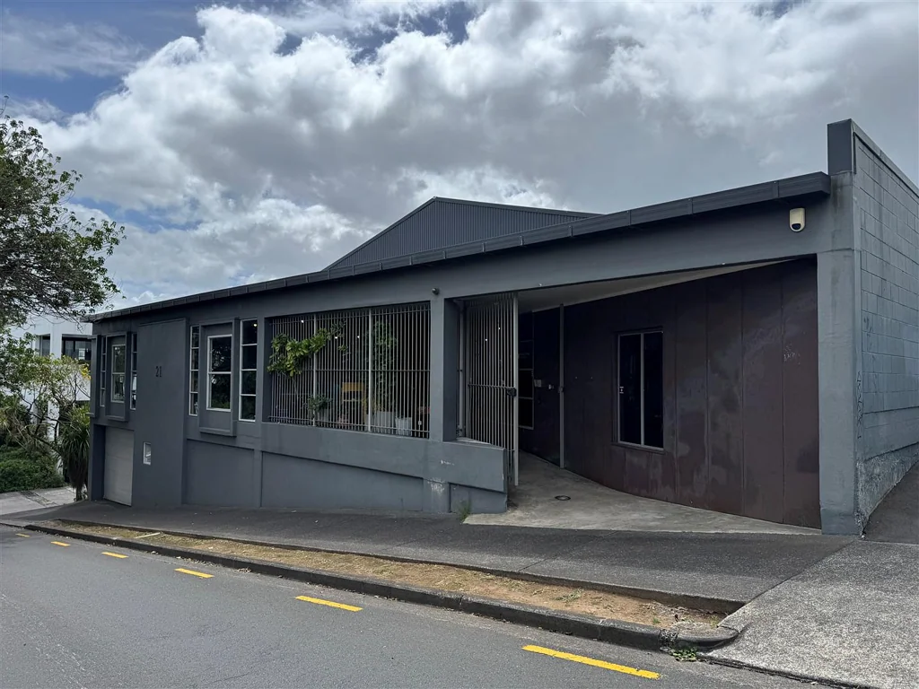 Grey Lynn Creative Grey Lynn Office with 8 Car Parks