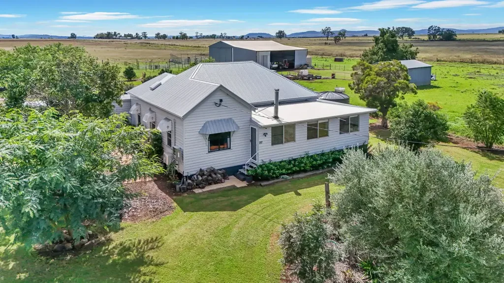 217 Spring Creek Road, Clifton, QLD 4361