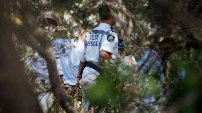 中领馆高度关注！悉尼2名华人被抛尸公园，凶手或已逃亡海外！警方公布最新线索……