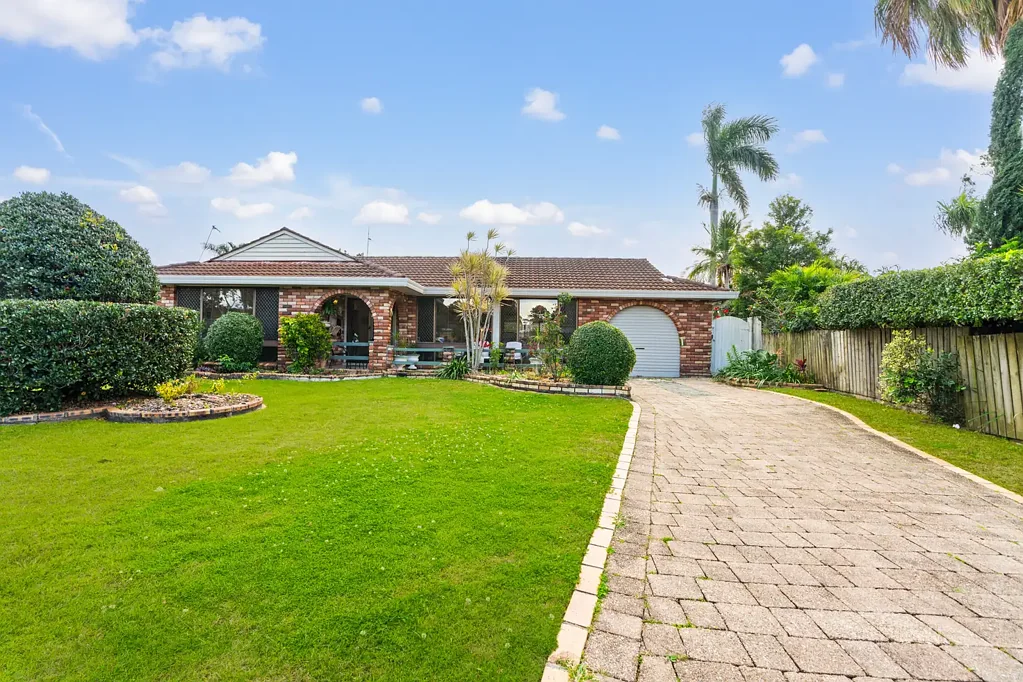 3 Rawlinna Drive, Mermaid Waters, QLD 4218
