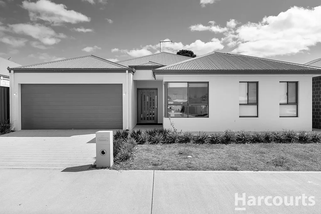 17 Koolbardi Street, Halls Head, WA 6210