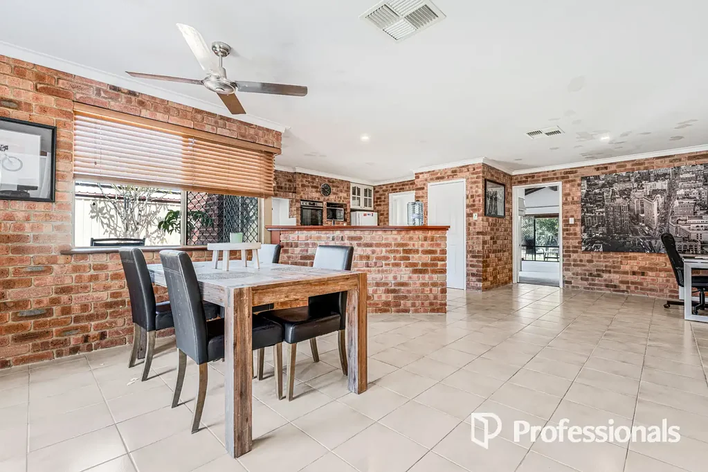 30 Mcdowell Crescent, Kingsley, WA 6026