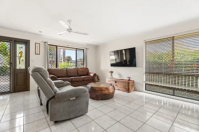 84 Murphy Street, Point Vernon, QLD 4655, 4房, 2浴, House
