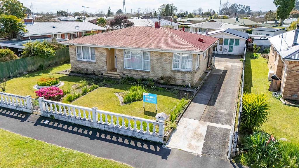 8 Dalesford Street, Silverdale, Hamilton, Waikato