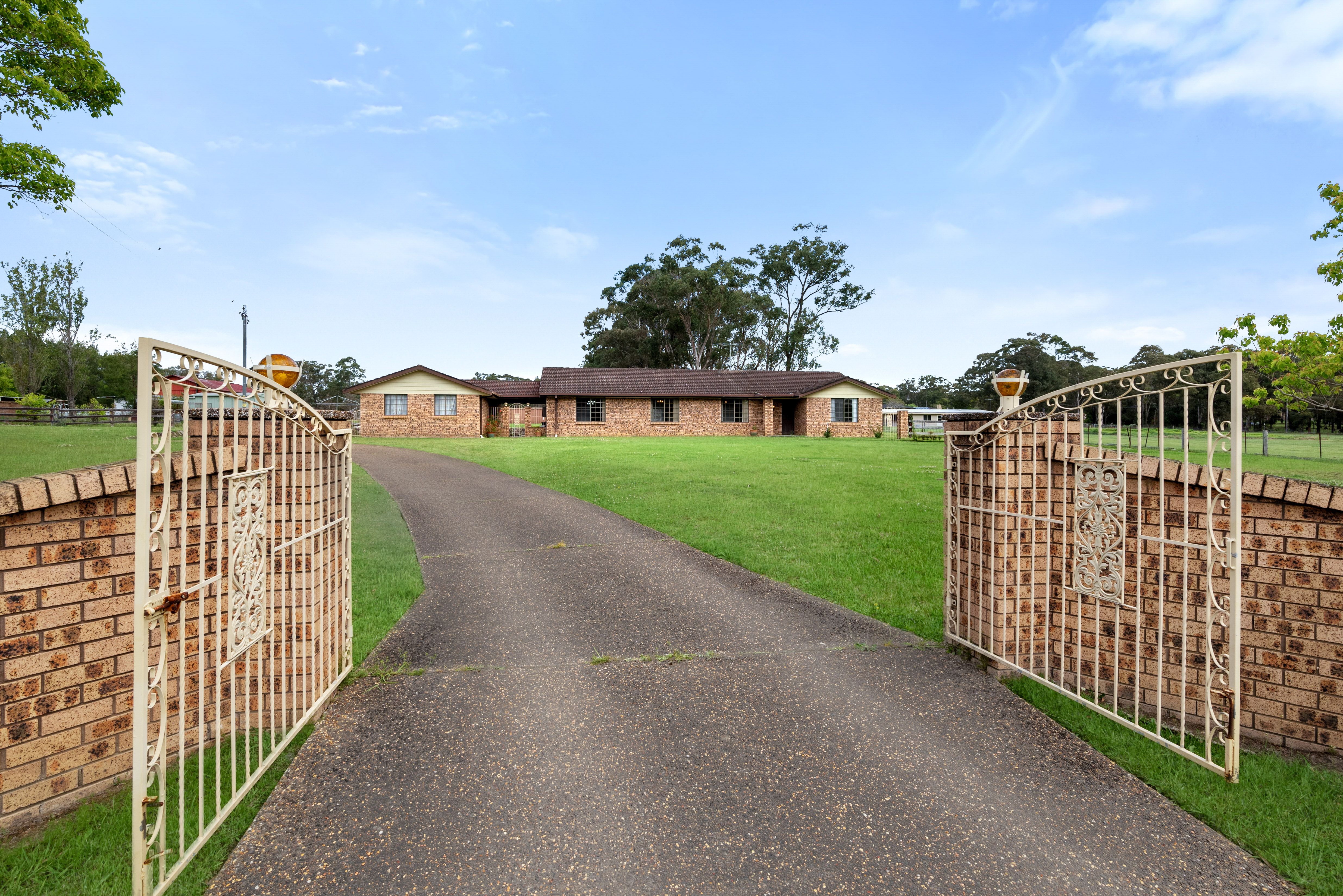 10 MYRTLE ST, MINTO HEIGHTS NSW 2566, 0房, 0浴, House