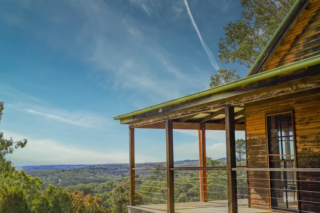 Tallong  Charm & Character with Far-Reaching Bushland Views