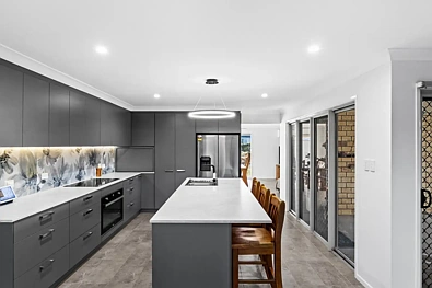 53-55 Saint Jude Circuit, Glenlogan, QLD 4280, 8房, 3浴, House