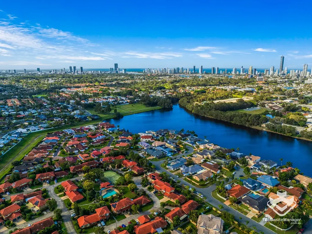 Premium Family Villa in Benowa�s Premier School Precinct
