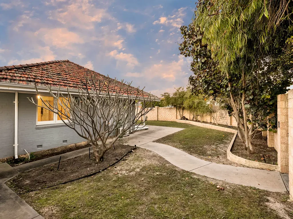 89 Lamond Street, Alfred Cove, WA 6154