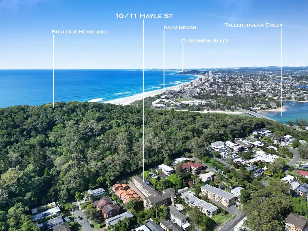 Burleigh Heads 2房  Coastal Convenience in the Heart of Burleigh Heads