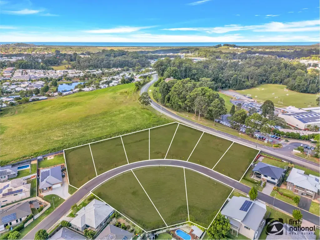 Coffs Harbour Ten large home sites – close to town