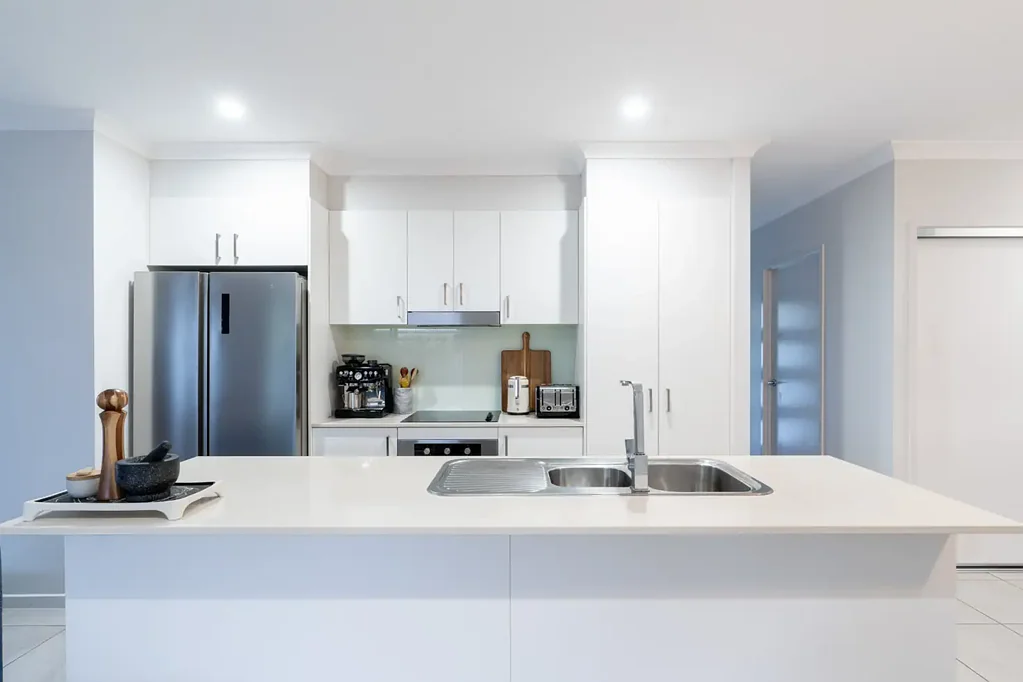 Beautiful 4-Bedroom Family Home in Forest Pines Estate - Forest Glen