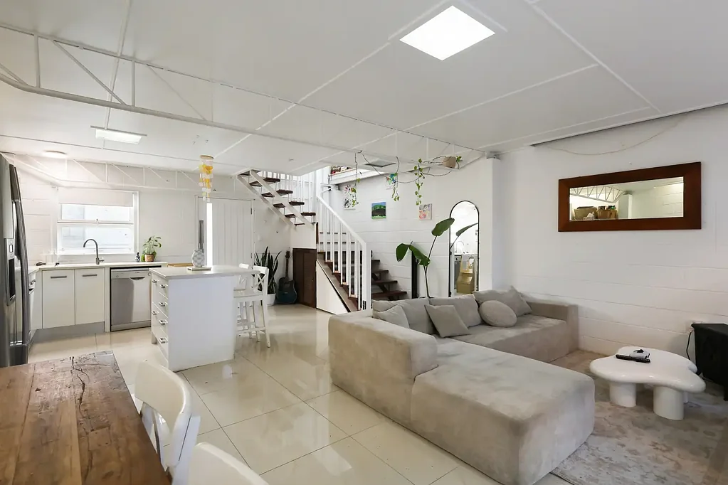Mermaid Beach 2房  Boutique Beachside Buying with Unlimited Lifestyle Appeal