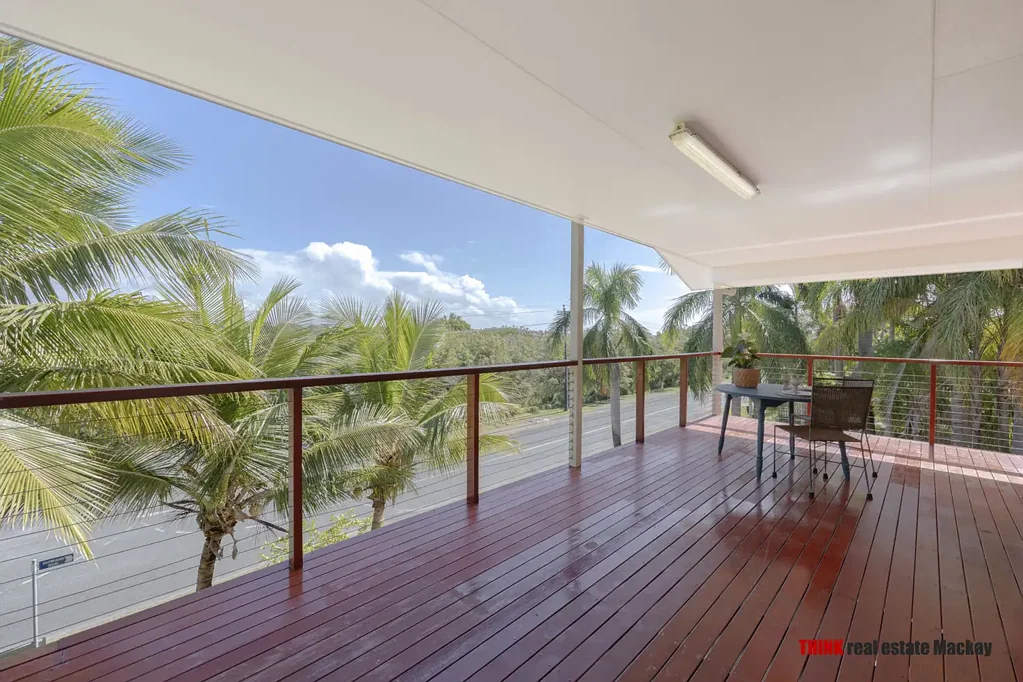 Dolphin Heads 3Kwarto 40a, ADMIRAL DRIVE DOLPHIN HEADS. This property is the ultimate in coastal retreats.
