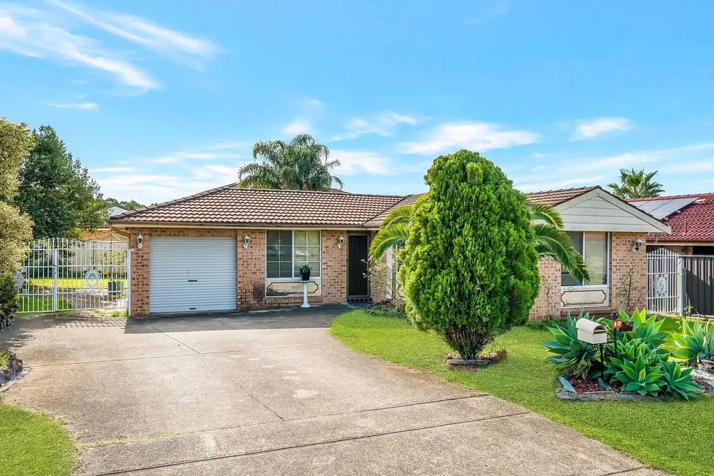Edensor Park 3部屋 Quiet Cul-de-Sac Living with Endless Potential