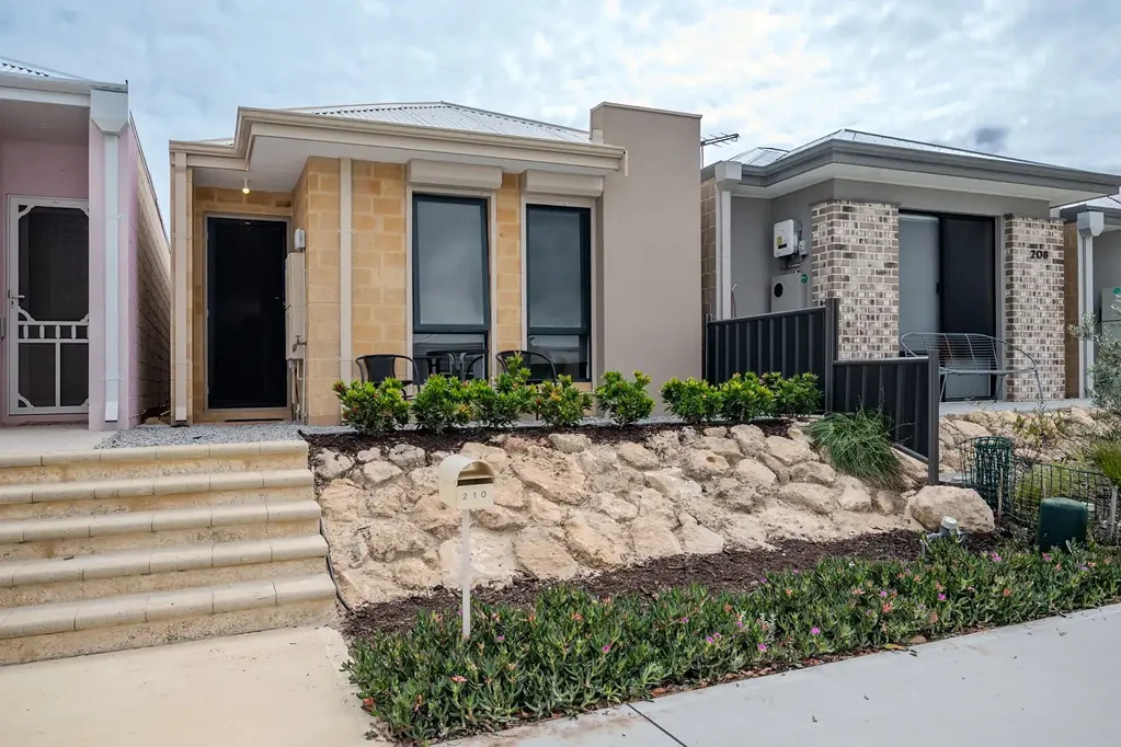 210 Graceful Boulevard, Alkimos, WA 6038