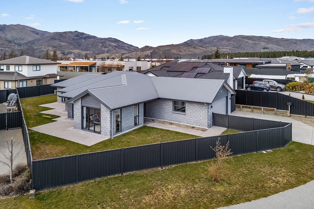 Cromwell 5房  Lifestyle, Location, and Space All in One!