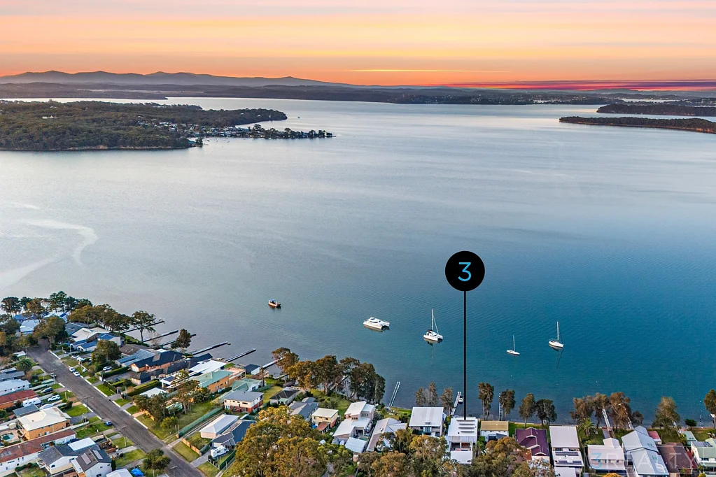 10 Bambury Avenue, Summerland Point, NSW 2259