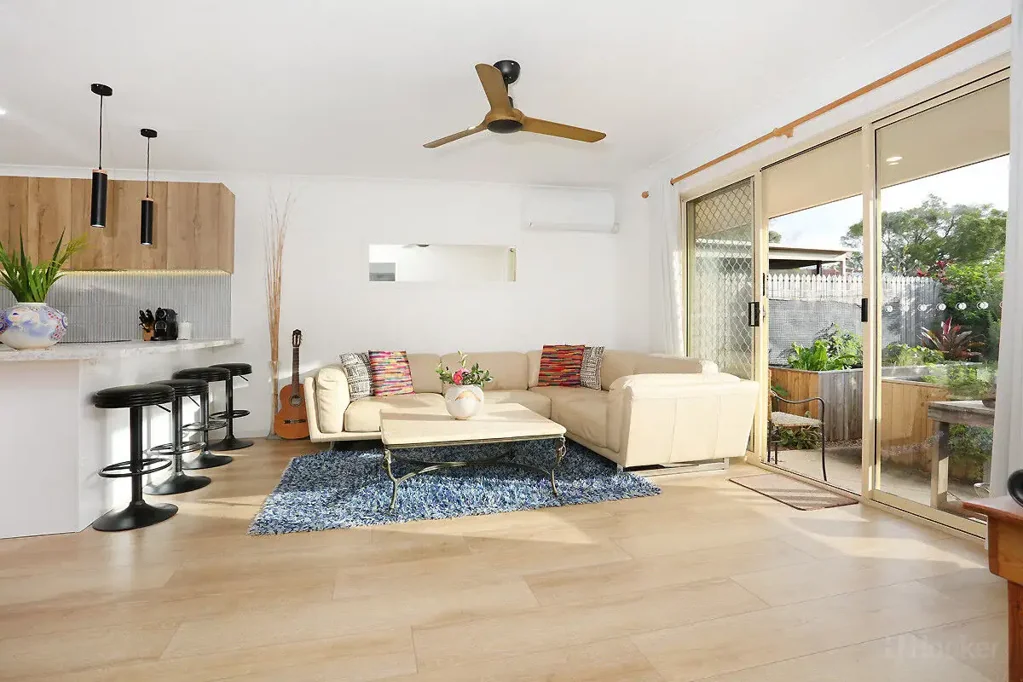 Coombabah 2chambre Modern And Renovated Two Bedroom Villa within very short stroll the beautiful Esplanade