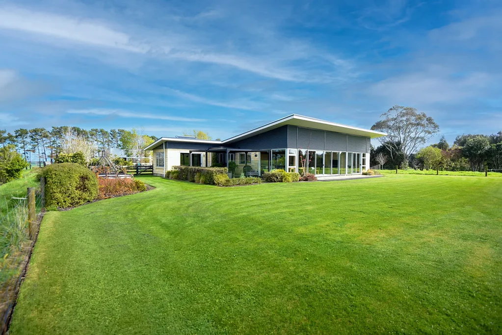 Maxwell Modern rural living near Pākaraka