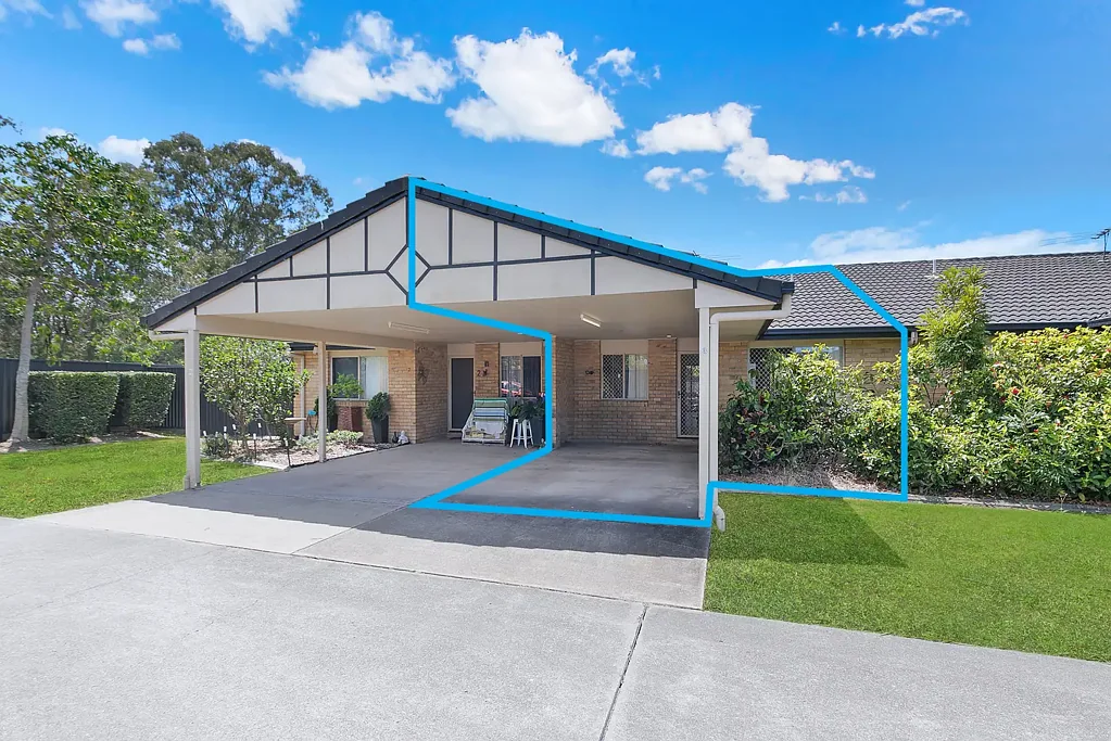 Deception Bay 2房 宁静港湾 公寓 私人休憩地 开放式生活区 自然光线 空调客厅 步入式衣柜 主浴室 洗衣设施 私人阳台 庭院 游泳池 社区安全 单车位 UNDER CONTRACT  -   A Hidden Gem in a Tranquil Gated Community!