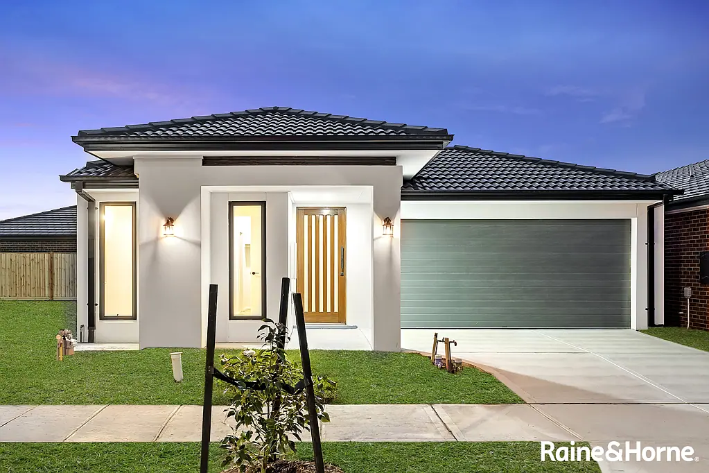 3 Basilico Street, Clyde, VIC 3978