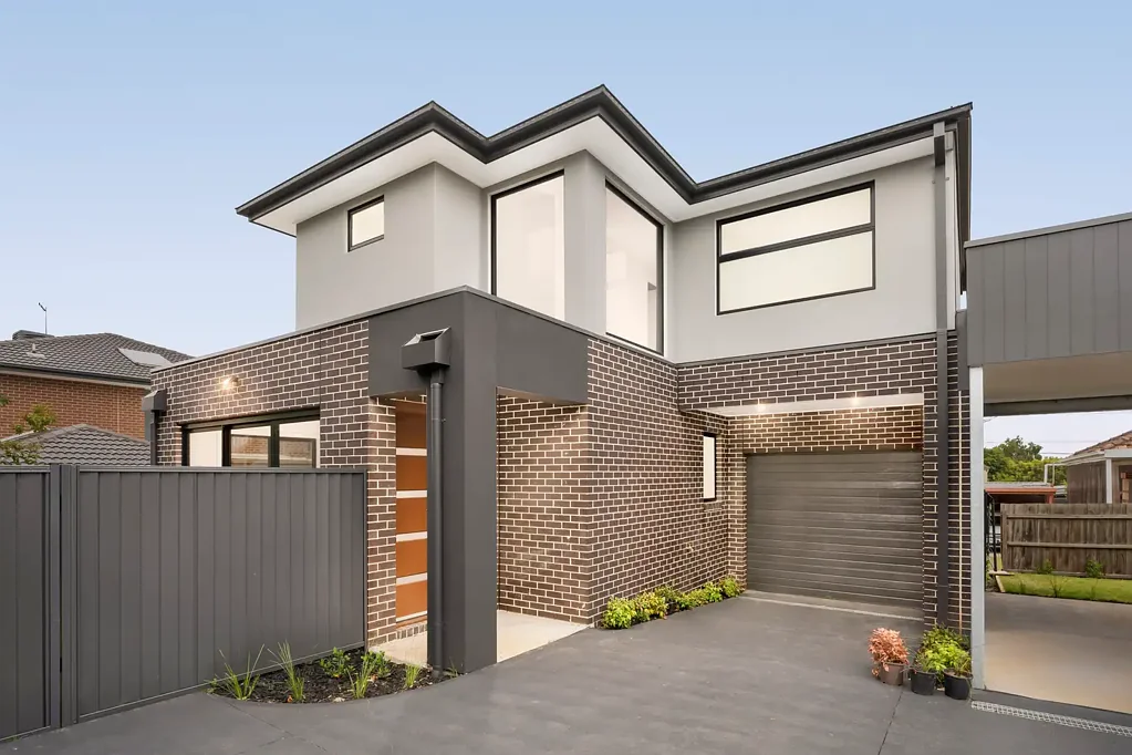 Oakleigh East 4部屋 Modern Family Living with Lifestyle at the Doorstep