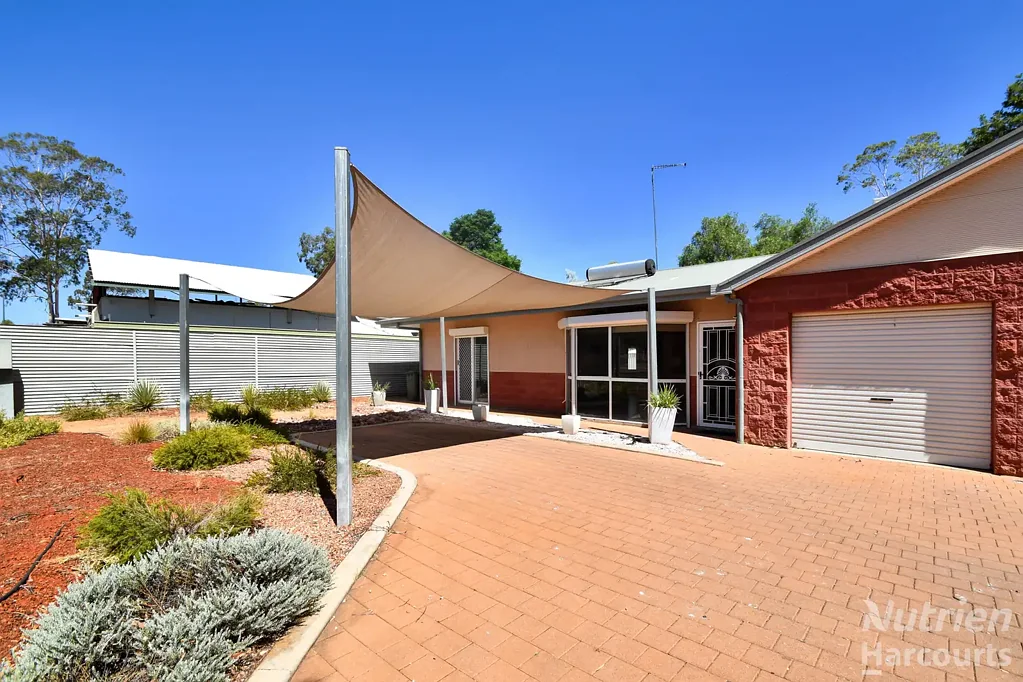1/100 Kurrajong Drive, East Side, NT 870