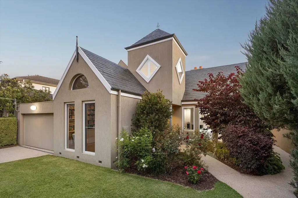 10 Vista Road, Hampton, VIC 3188
