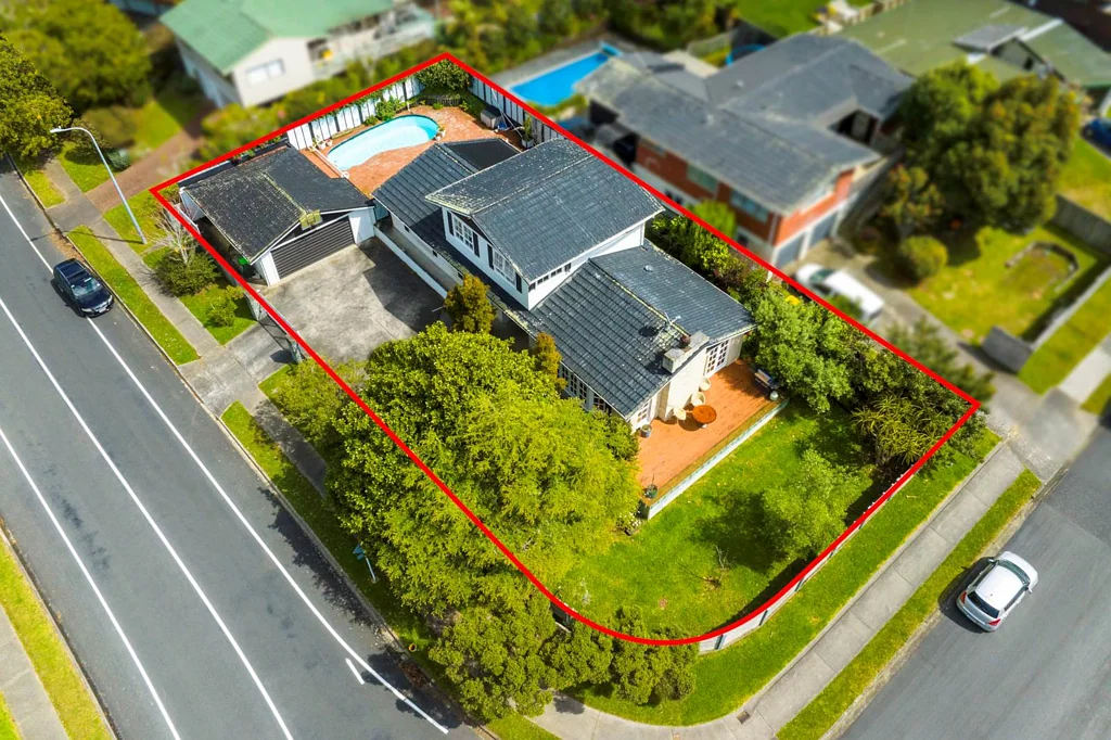 2 King Richard Place, Browns Bay, North Shore City, Auckland