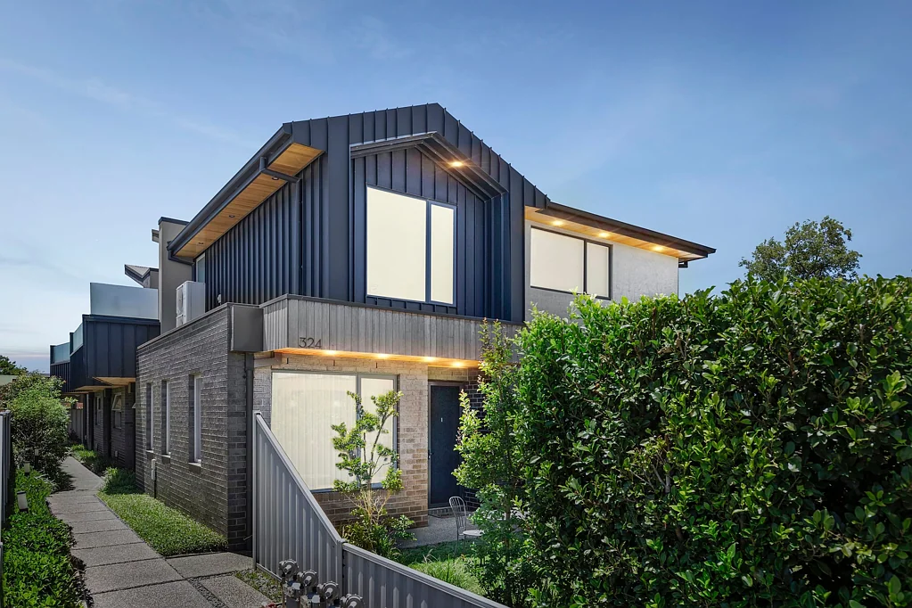 4/324 Buckley Street, Essendon, VIC 3040