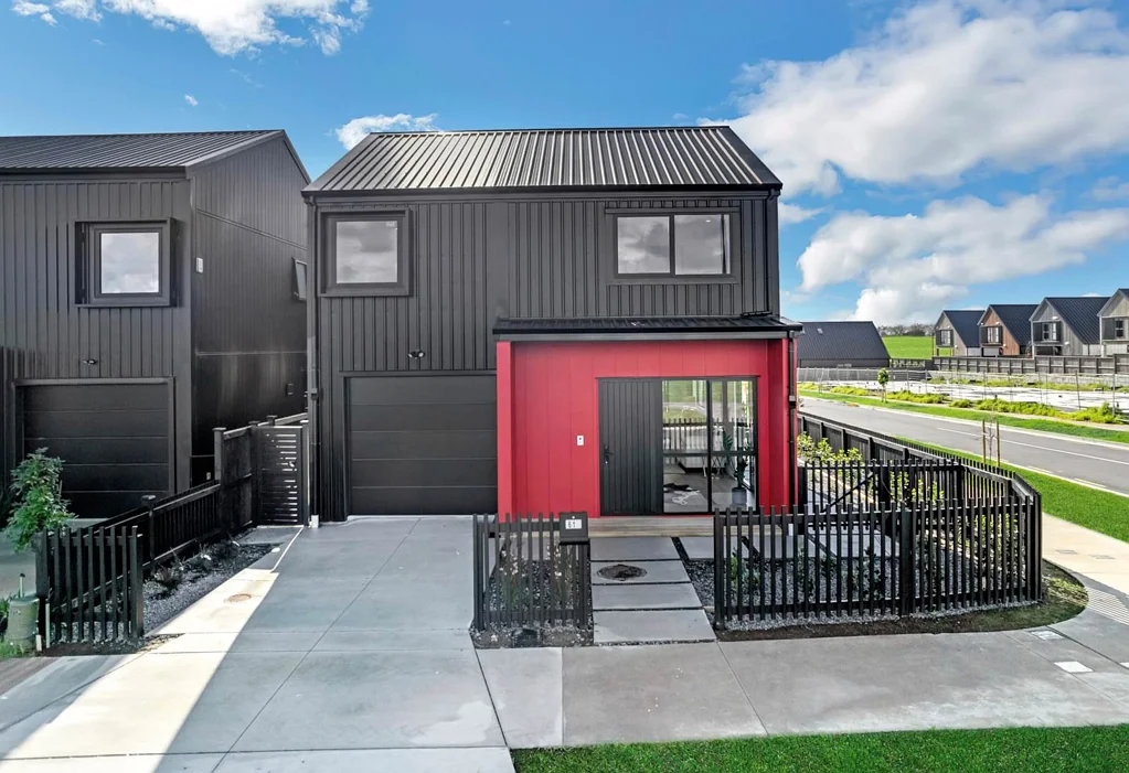 Karaka 4chambre Modern Comfort on a Prime Corner Site