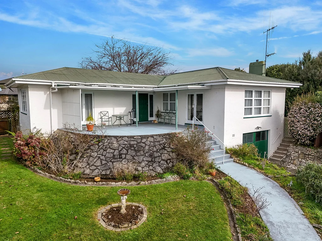 Te Awamutu 2 Slaapkamer Warm, Welcoming, and Cherished Family Home