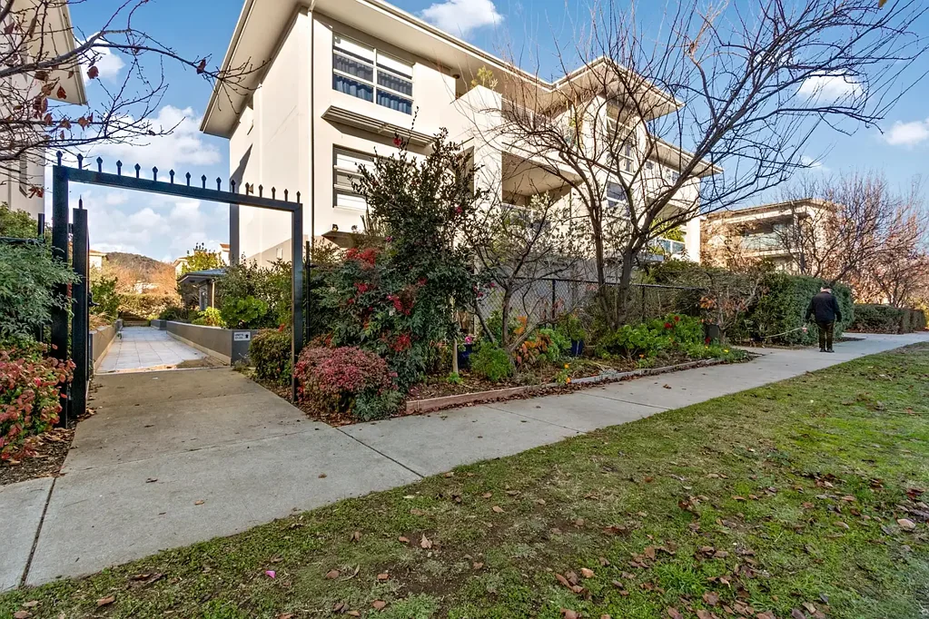 Braddon 1房  Exceptional Opportunity on the City�s Doorstep