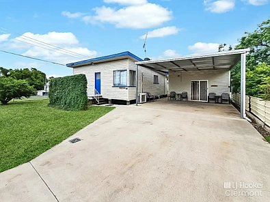 Clermont 3Zimmer Dual Living Opportunity – Additional Income, Teen Retreat or Guest Accommo