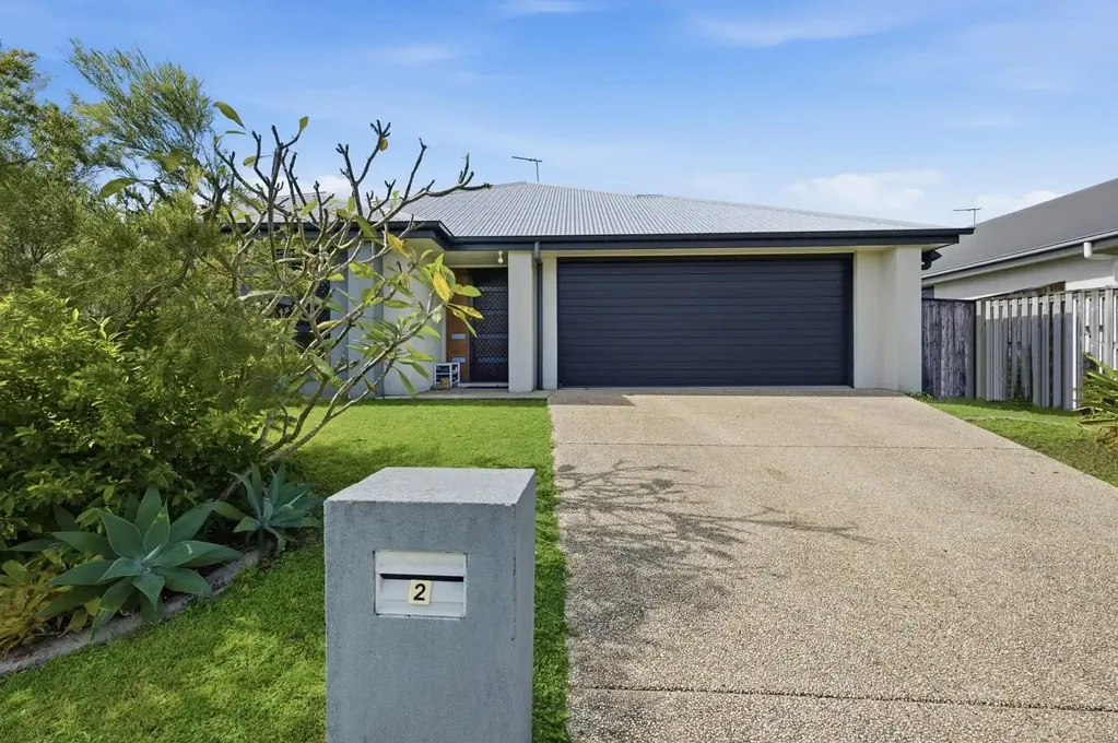 Modern Family Home with Multiple Living Areas & Outdoor Entertaining
