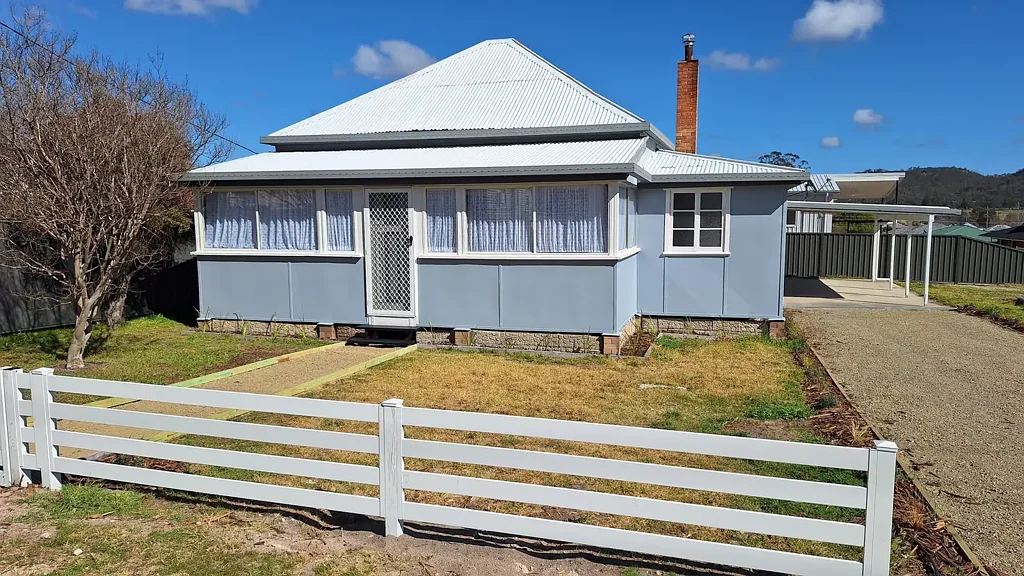Stanthorpe 4Kwarto Renovated Home - 4 Bedrooms - Convenient Location