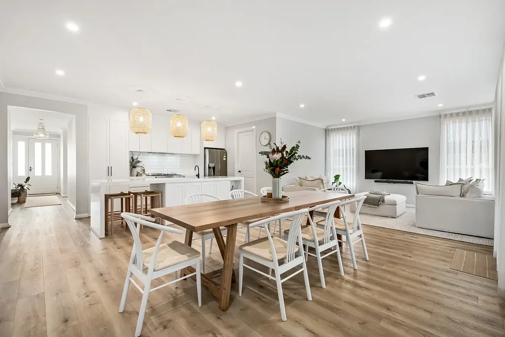 Mount Barker 4房  Picture-perfect, Hampton's-inspired elegance...