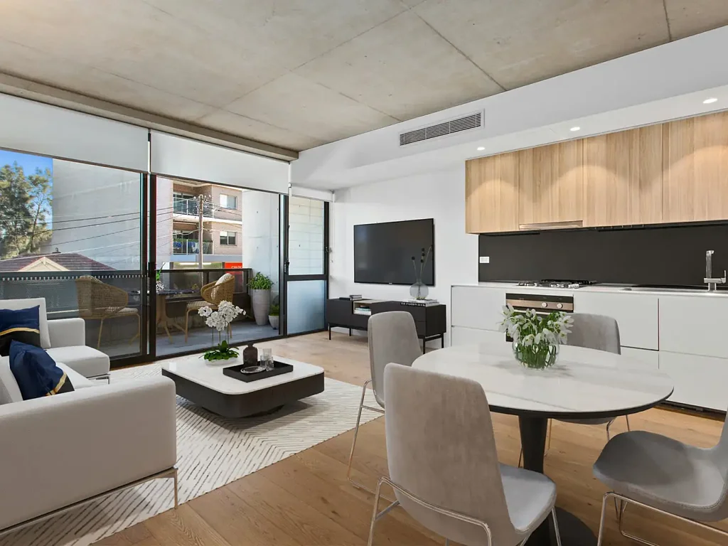 Perfectly Positioned and near-new One Bedroom Apartment!