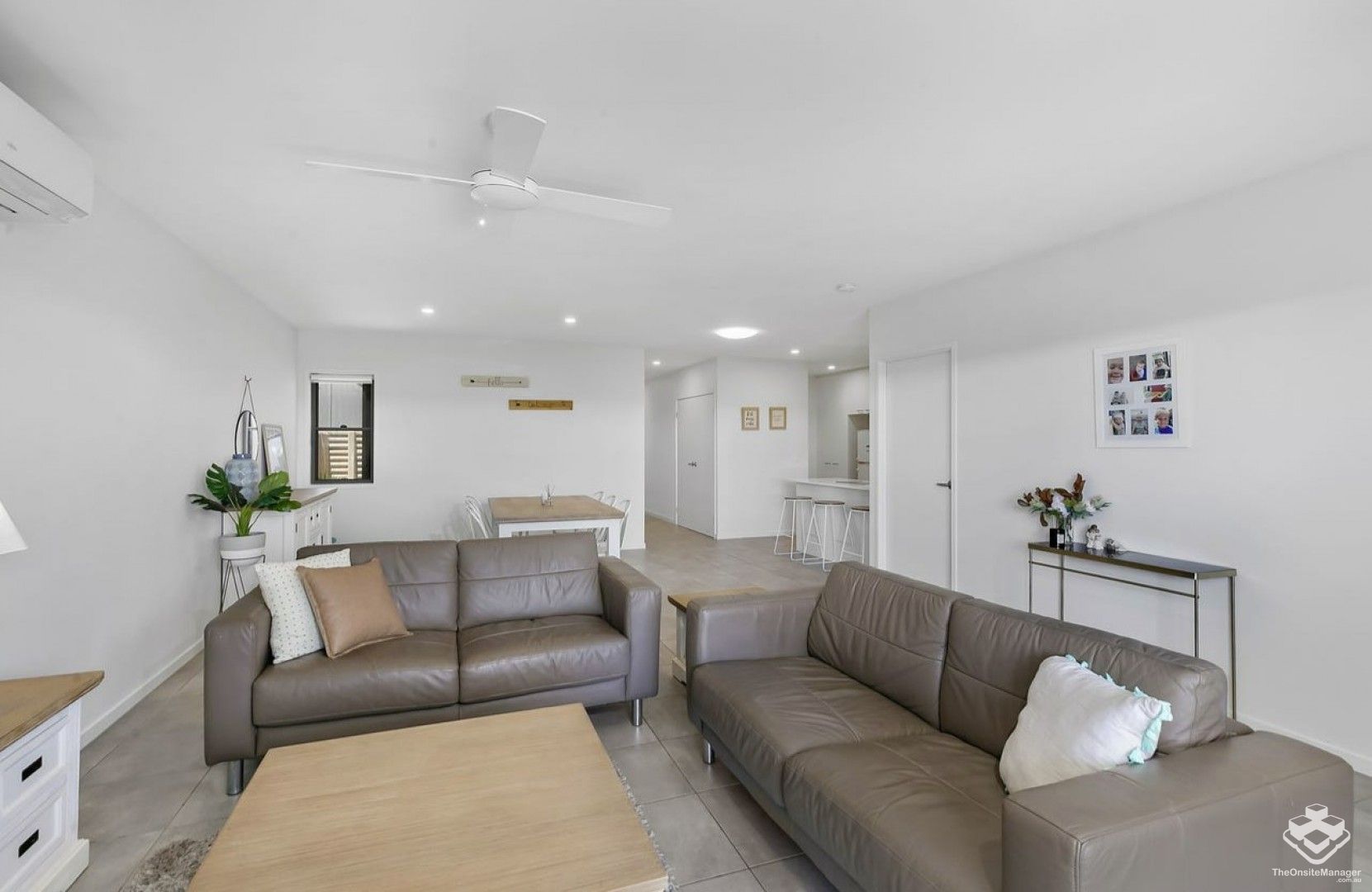 20 SALISBURY ST, REDLAND BAY QLD 4165, 0 ห้องนอน, 0 ห้องน้ำ, Townhouse