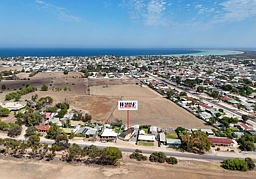 12 Kitto Rd, Moonta Bay