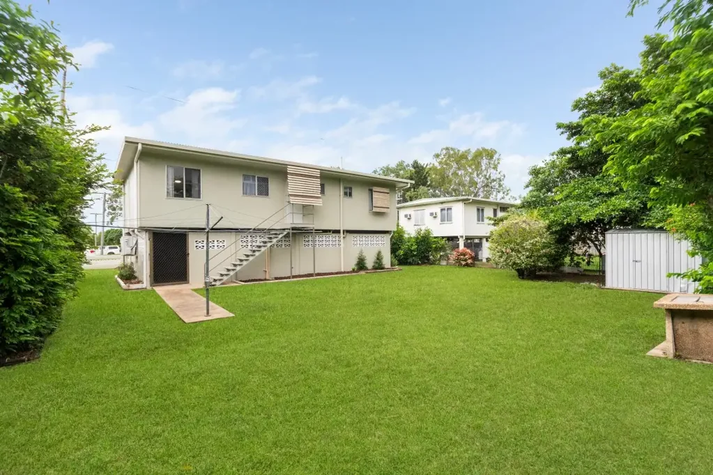 27 Bergin Road, Cranbrook, QLD 4814