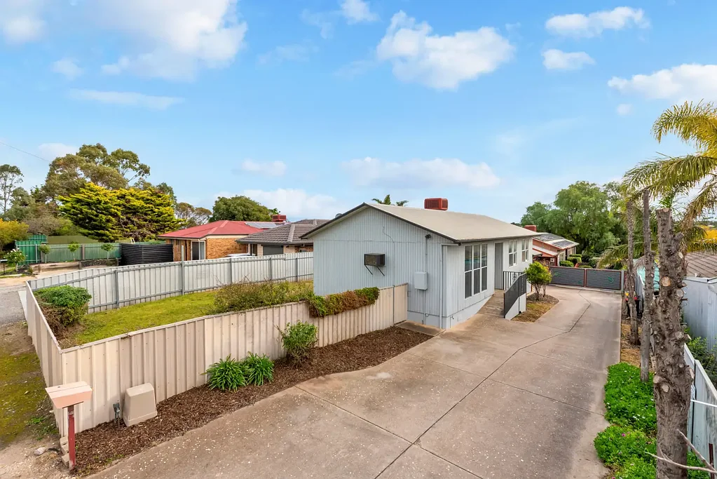 Huntfield Heights 3房  A perfect opportunity to enter the market