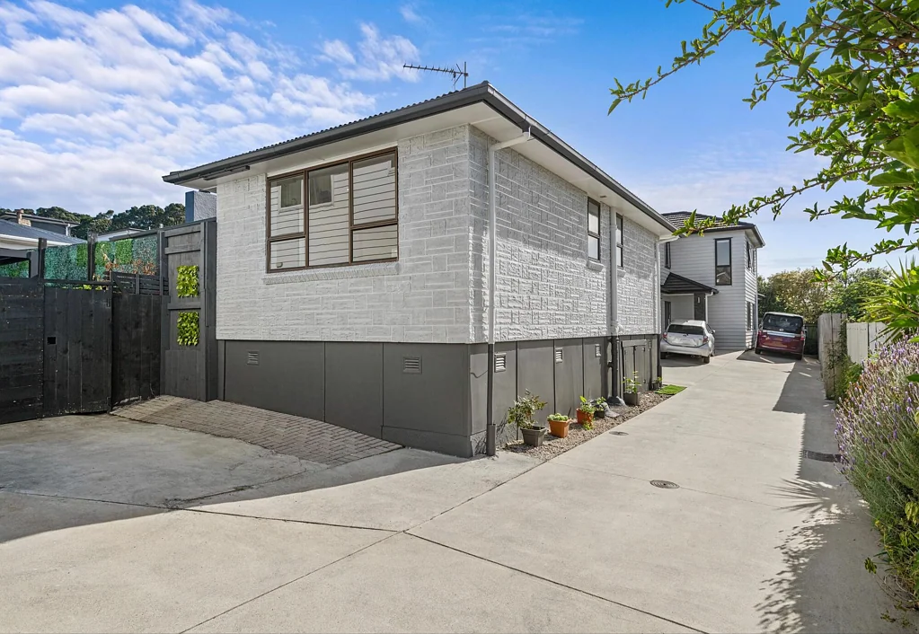 Mangere Bridge 3침실 Renovated, Standalone & Move-In Ready!