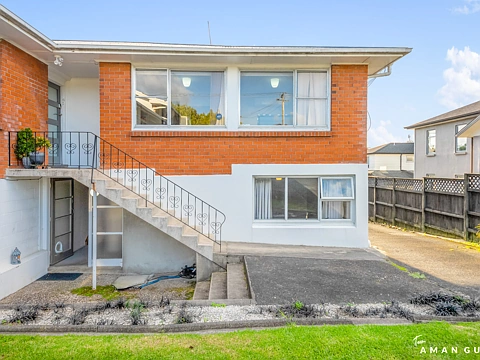 Saint Heliers 4房  Sun, Sand & School Zones - It's All Here!