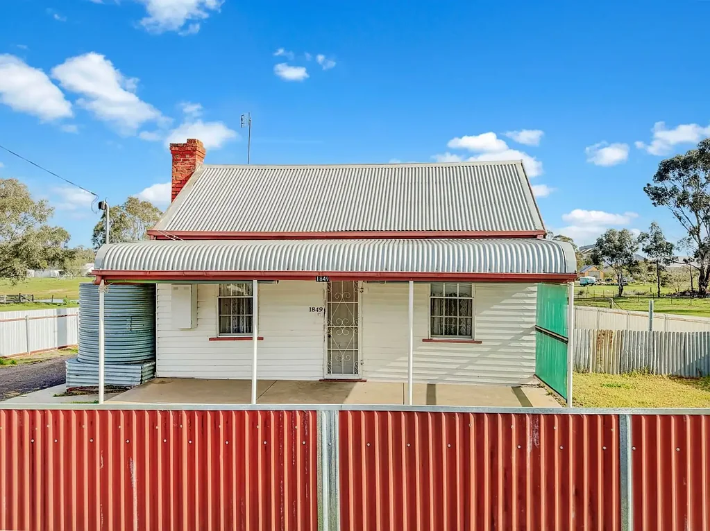 Dunolly 3غرفة نوم CHARMING MINER’S COTTAGE ON EXPANSIVE ALLOTMENT