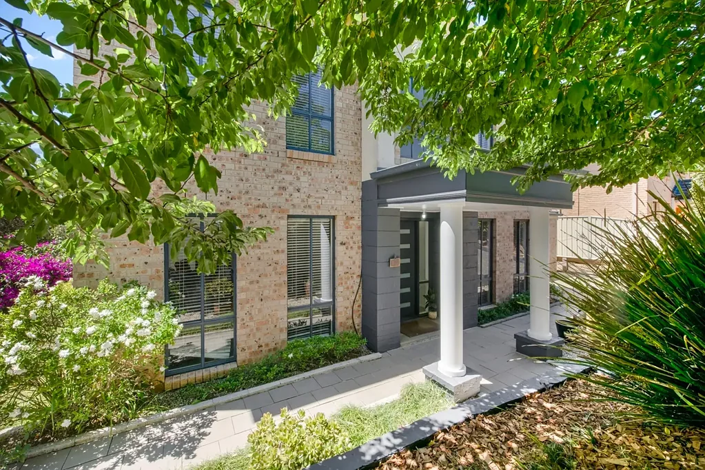 5 Beray Close, Lisarow, NSW 2250