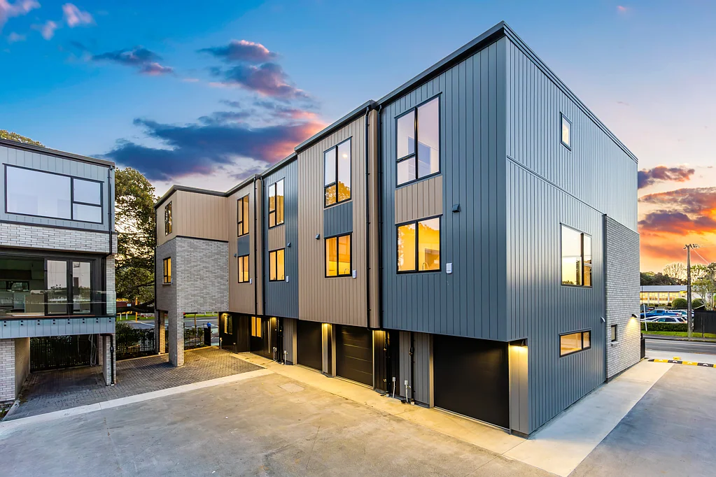 Takapuna 5ห้องนอน Smart Luxury Living - Dual Entrances
