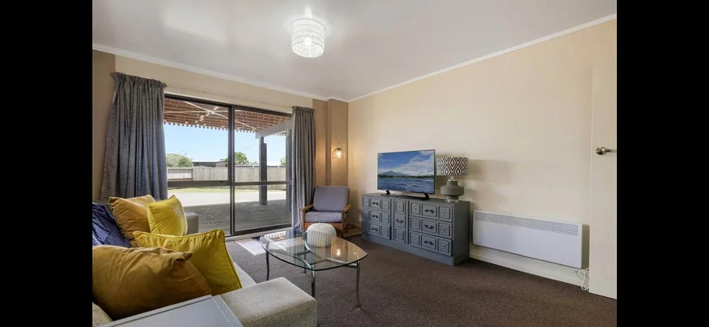 Fully Furnished 3-Bedroom Home in Mount Maunganui