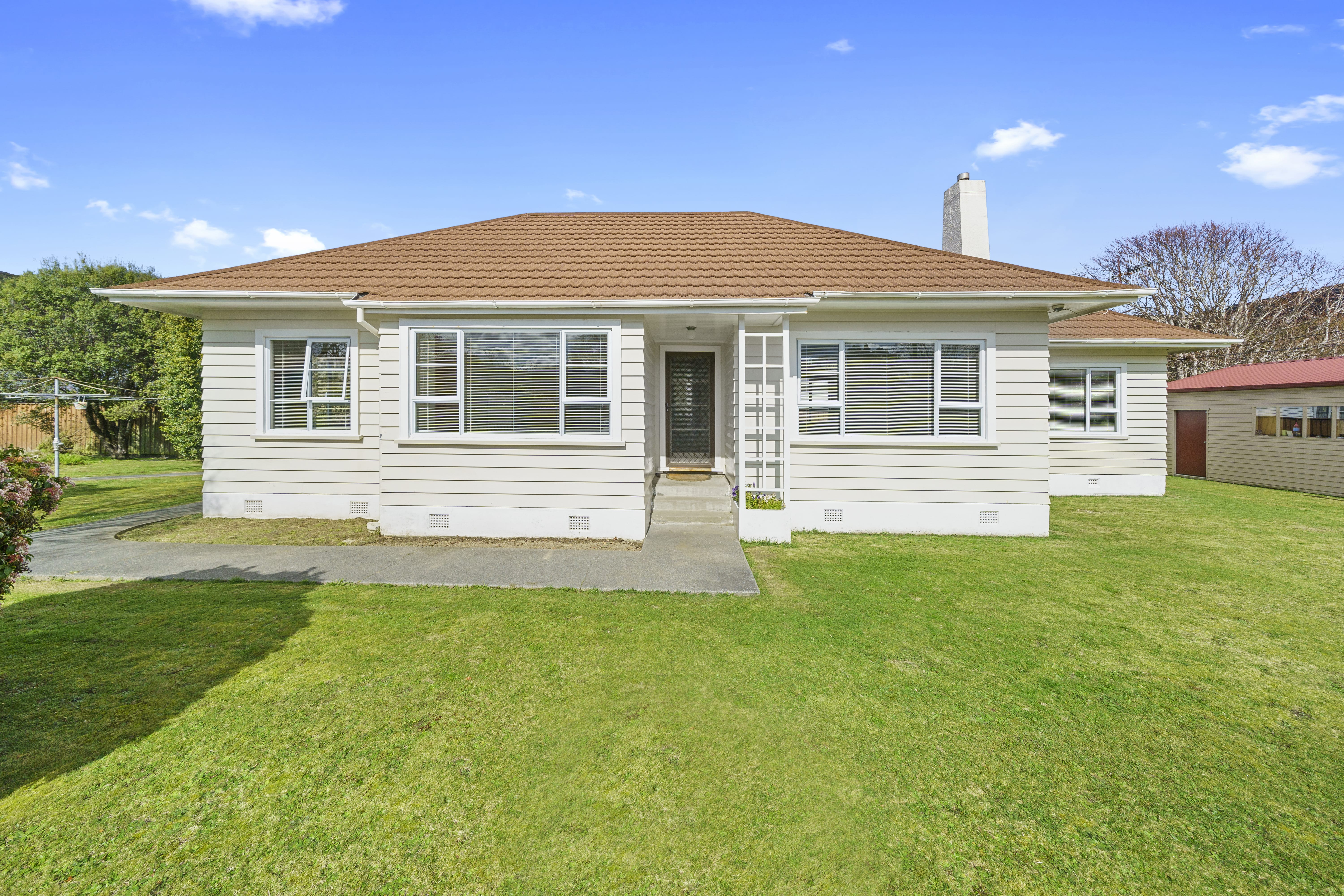 17 Faulke Avenue, Wainuiomata, Lower Hutt, 2 Bedrooms, 1 Bathrooms